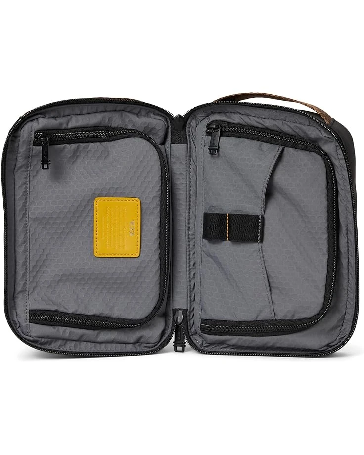 Tumi Response Travel Kit | Bag and Travel Accessories 3 Tumi Response Travel Kit | Bag and Travel Accessories - Image 3