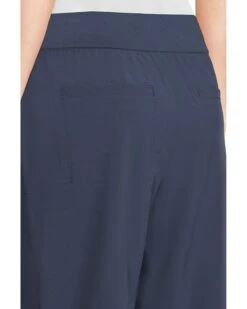 SKECHERS Slip-Ins Uptown Bermuda Shorts 11 SKECHERS Slip-Ins Uptown Bermuda Shorts -Shoes For Every Day 81USZS4frfL. AC SR736920