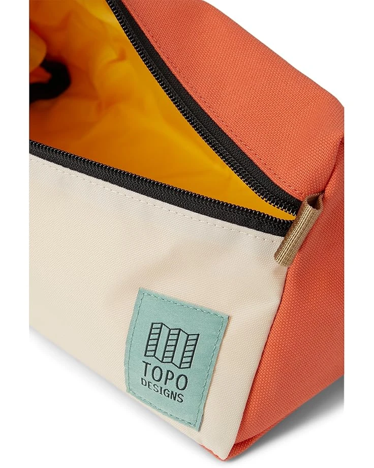 Topo Designs Dopp Kit | Luggage 3 Topo Designs Dopp Kit | Luggage - Image 3